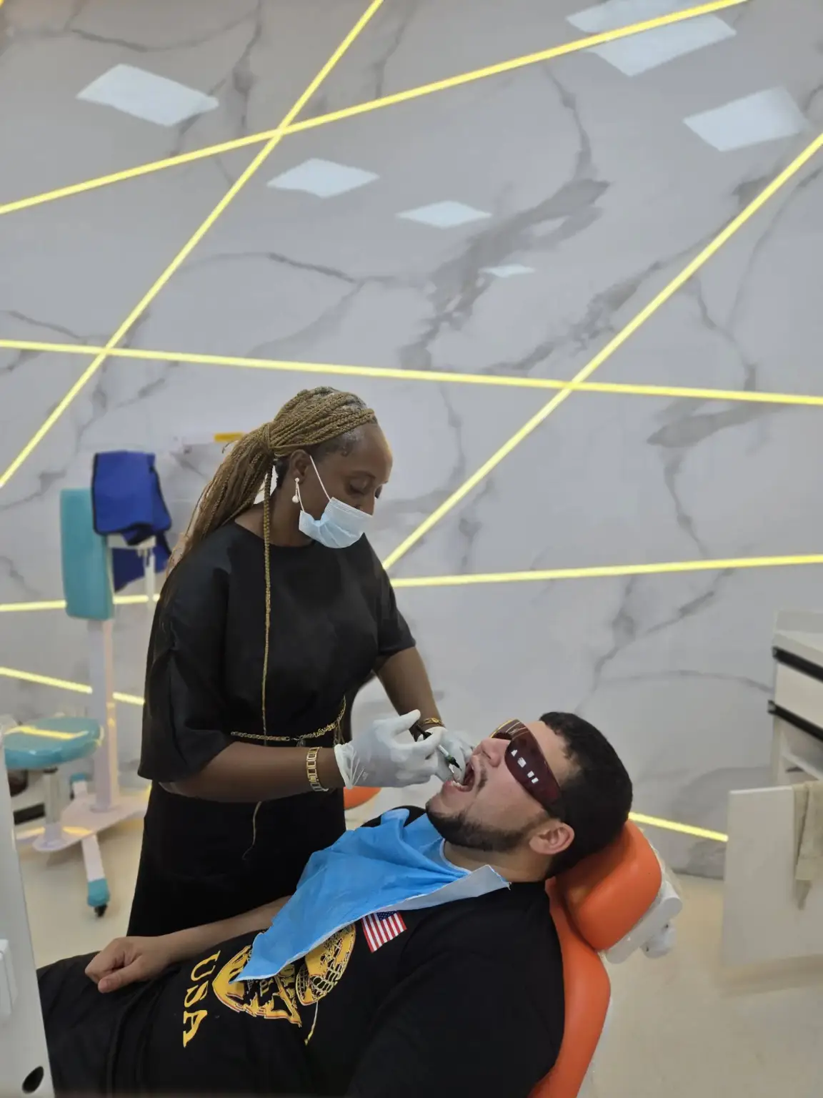 Dr. Tunde Bakare